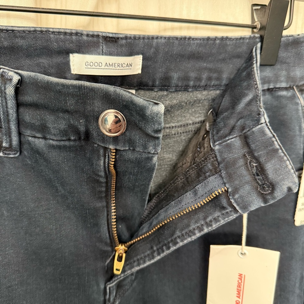 NWT💥 GOOD AMERICAN Good Legs High Waist Skinny Distressed Jeans - Picture 3 of 8